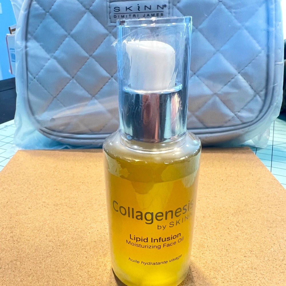 COLLAGENESIS BY SKINN LIPID INFUSION MOISTURIZING FACIAL OIL w/Cosmetic Bag